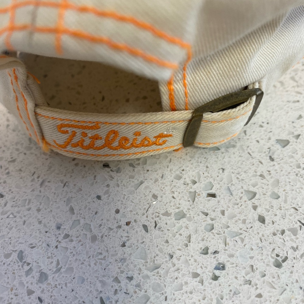 Titlest hat - Picture 3 of 6